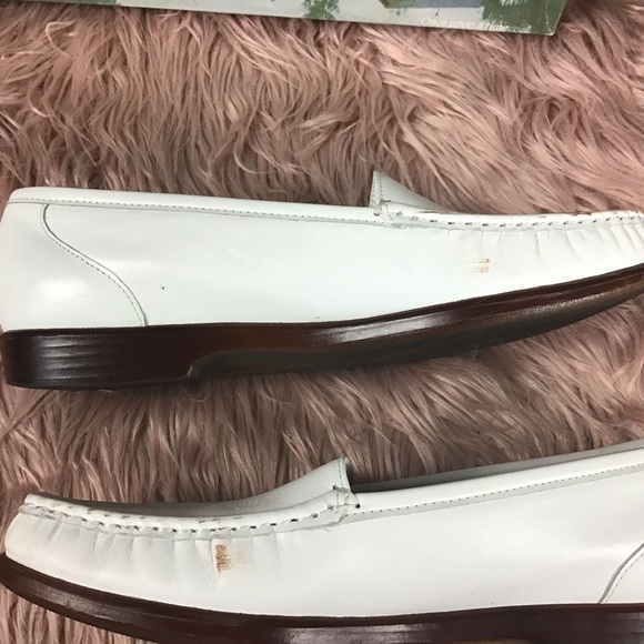 Simplify White Women's Loafers - Picture 4 of 8
